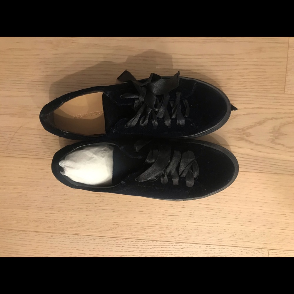 Midnight Blue Banana Republic Sneakers